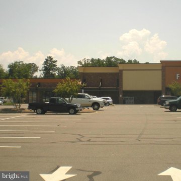 Retail Space in Callaway Center