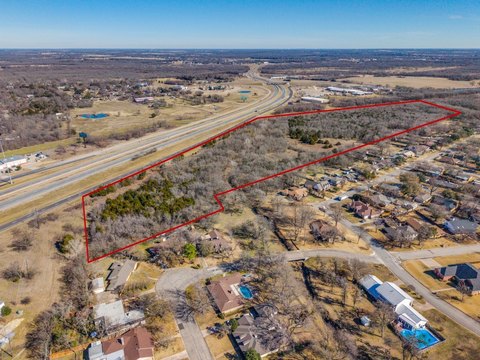 Land Tract with Interstate Frontage