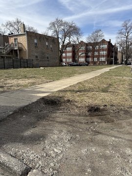 Land, Chicago, IL