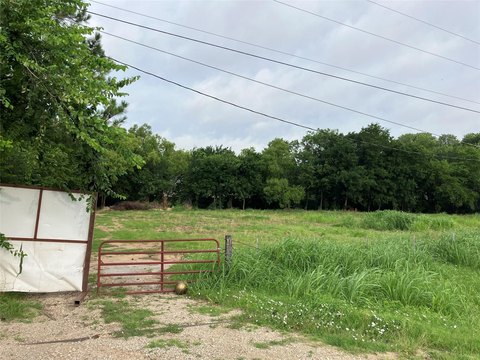 Commercial Land with Parkway Frontage