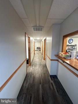 Office Spaces For Lease