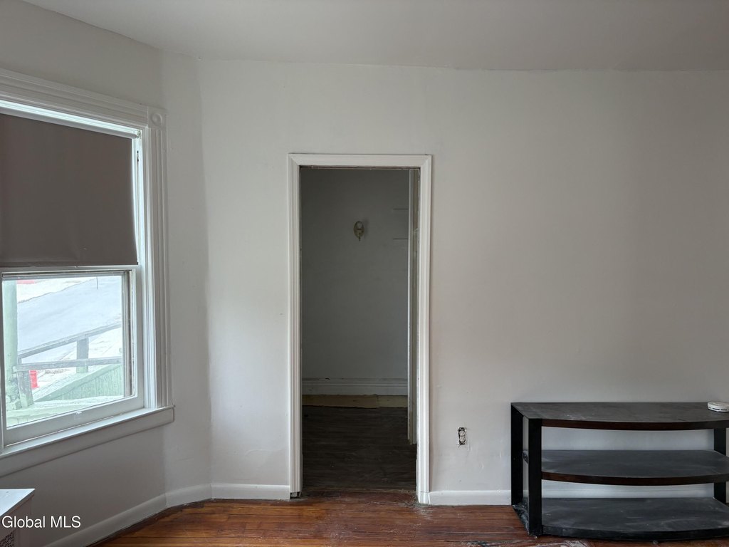 Picture 44