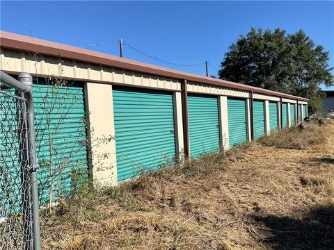 Beeville Commercial Property with Storage