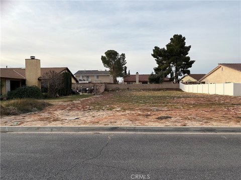 Land, Victorville, CA
