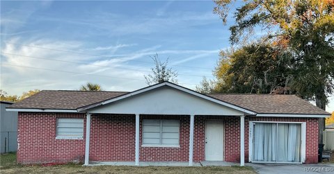 Commercial Property in Inverness, Florida