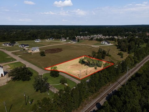 Residential Lot in Saddle Creek