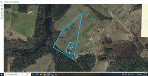 Cleared Land with Pond in Loris