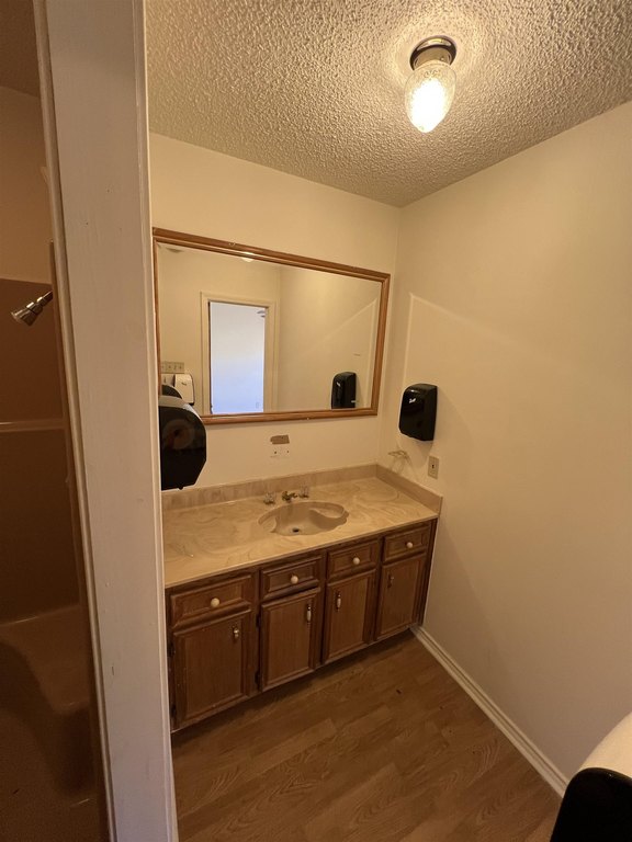 Picture 30
