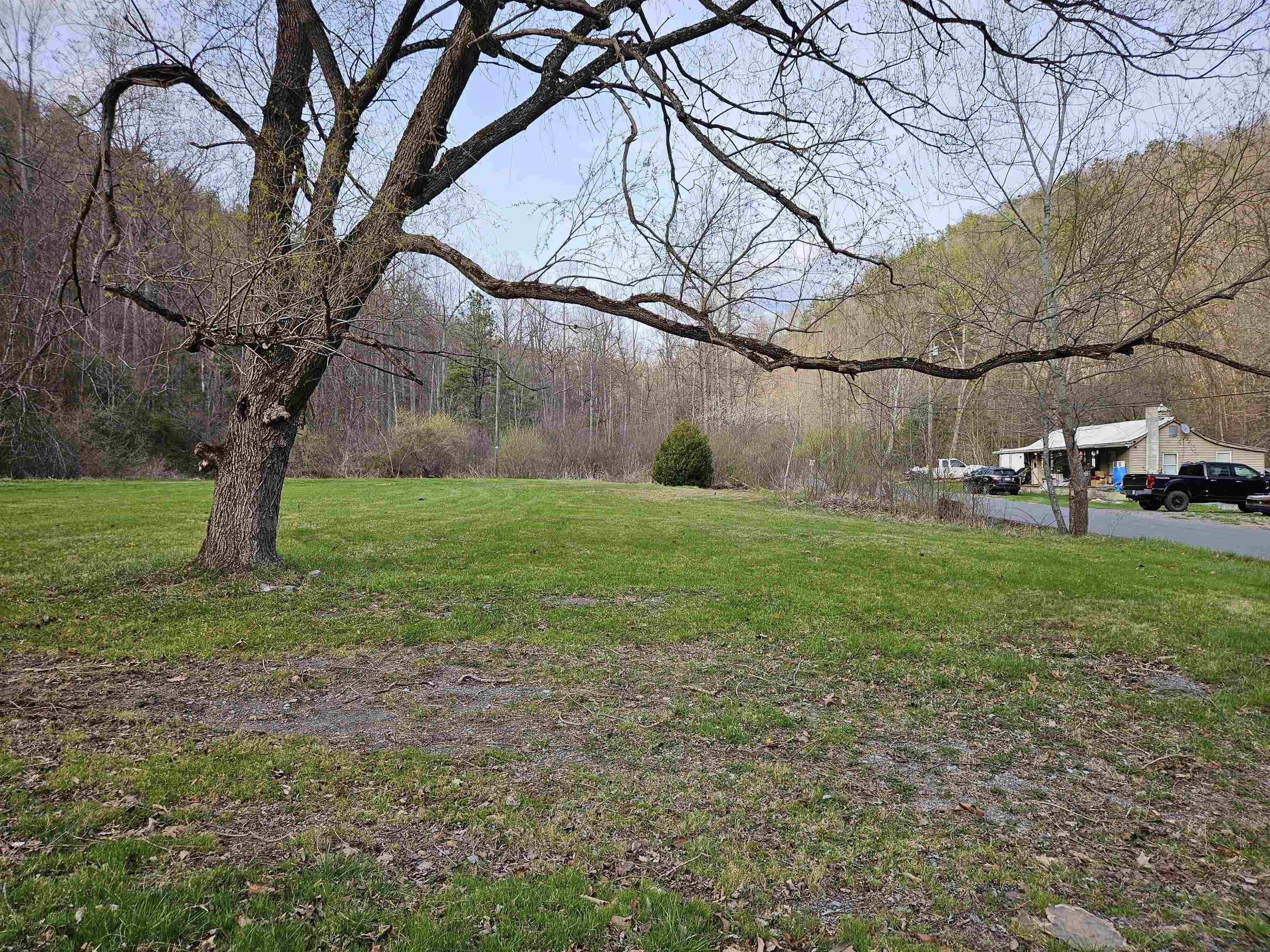 Land Near Jefferson National Forest