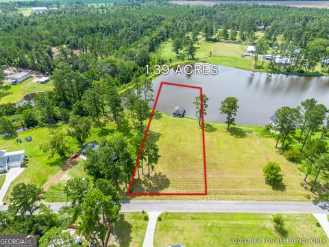Lakefront Lot in Douglas, GA