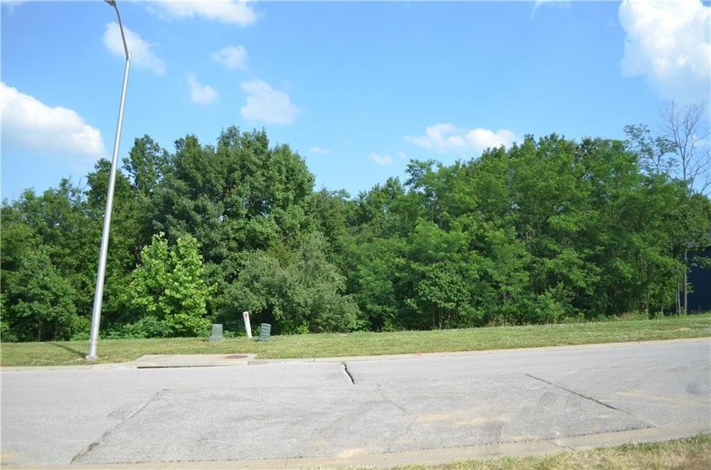Residential Land in Gladstone, Missouri