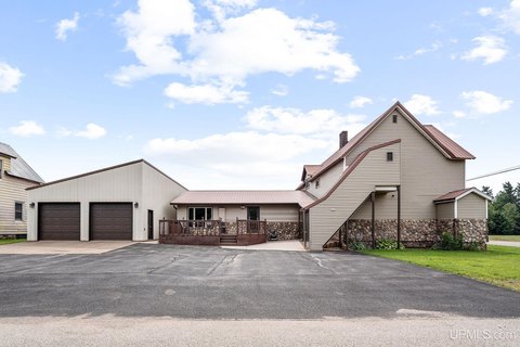 Palmer Commercial Property with Business Potential