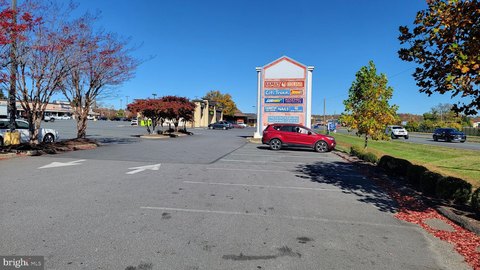 Retail Spaces Available, Fredericksburg