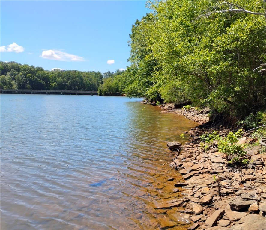 Lake Hartwell Waterfront Land