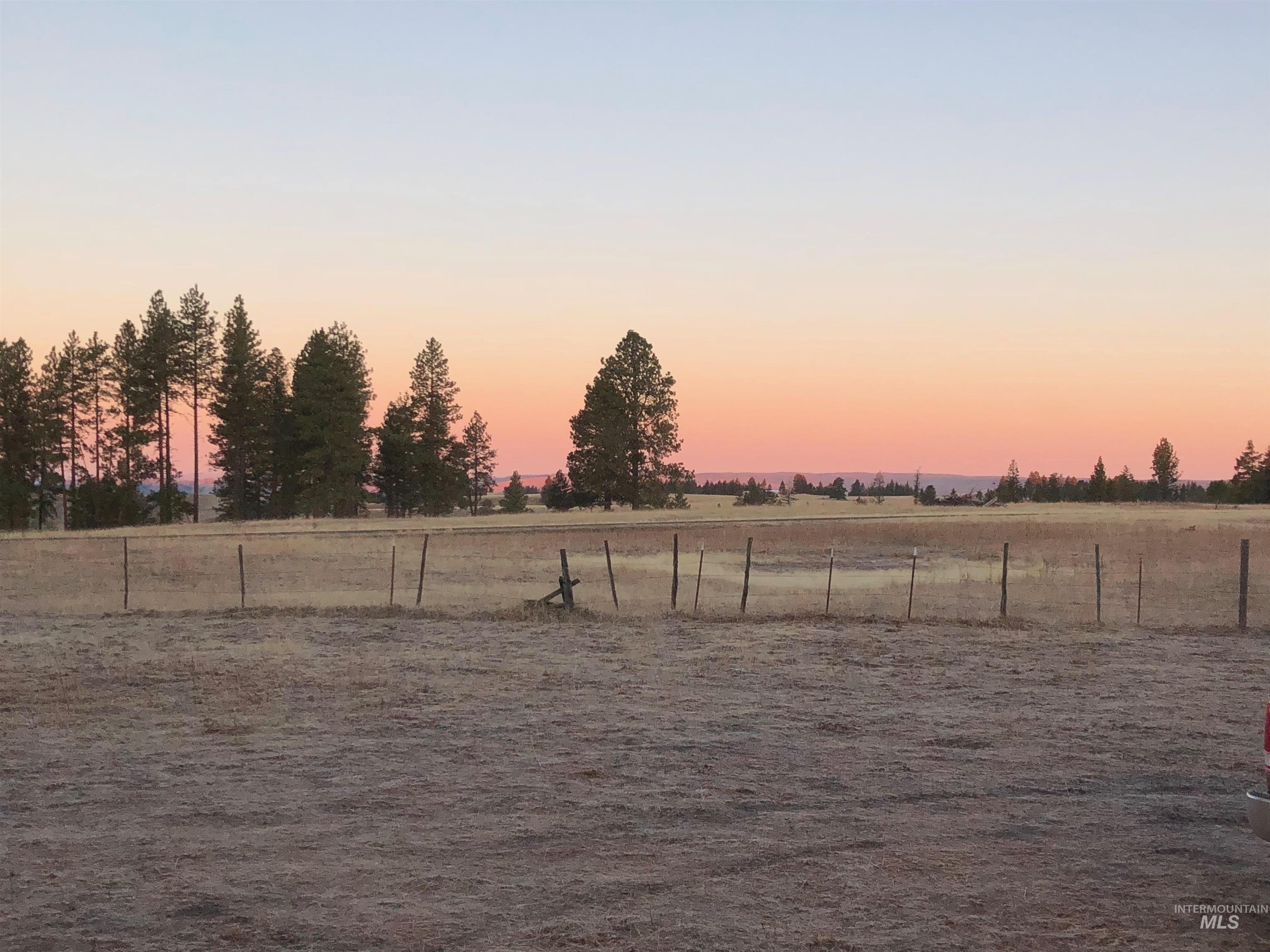 640 Acres of Prime Hunting