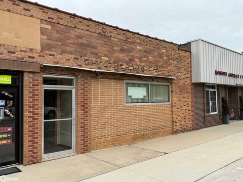 Prime Location Commercial Building