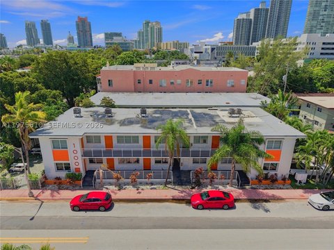 10-Unit Apartment Building