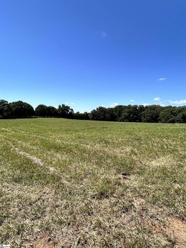 Mini-Farm Estate Land with Pond