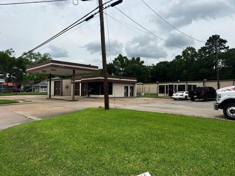 Profitable Auto Repair and Storage