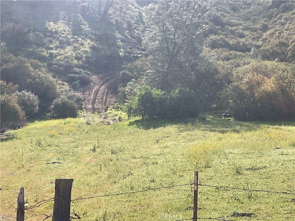 158-Acre Ranch in Lockwood, CA