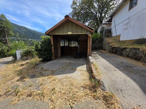 LOTS/LAND, Dunsmuir, CA