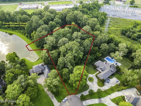 Waterfront Lot in Wildwood Subdivision