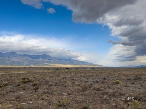 Expansive Land with Mountain Views