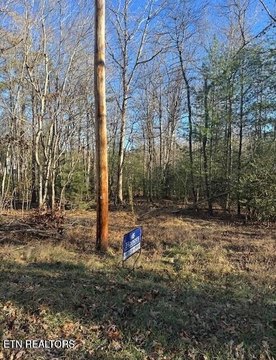 LAND - Crossville, TN