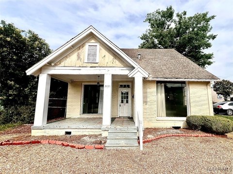 Retail/Office Space in Montgomery