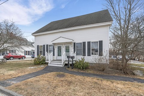Saco Duplex: Investment Opportunity
