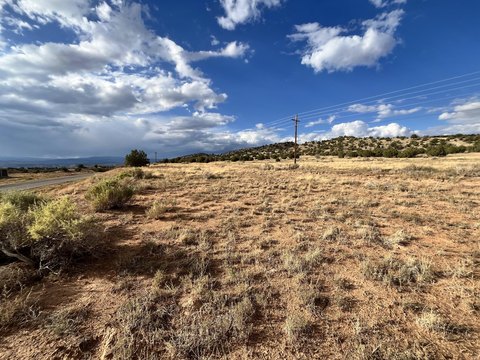 Versatile Land Near Escalante, UT