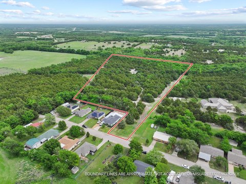 Scenic Agricultural Land with Mature Trees