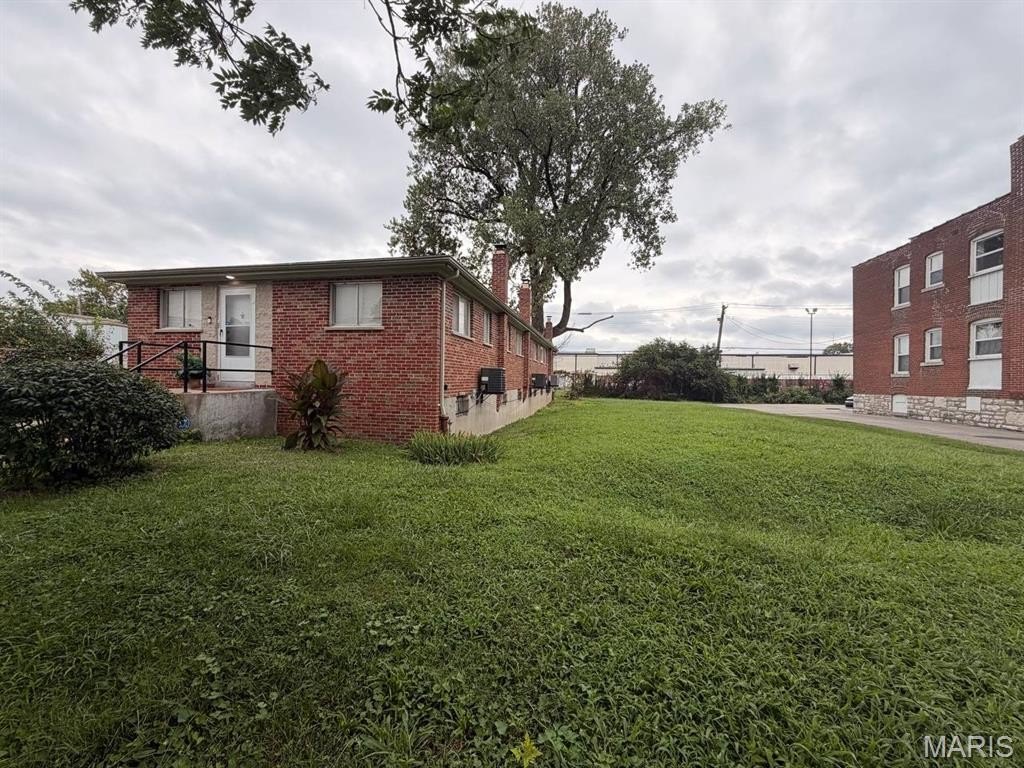 926 Eastgate Ave St, Louis, MO 63130
