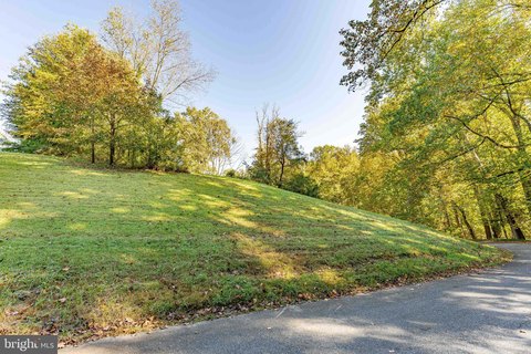 Land, WILMINGTON, PA
