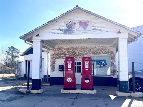 Historic Gas Station in McAlester