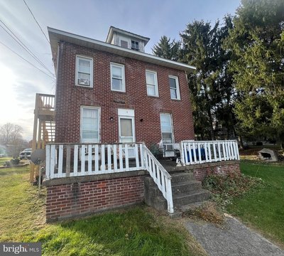 Charming Duplex in Hancock, MD
