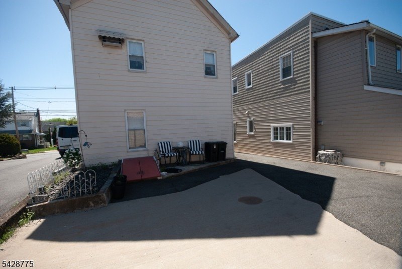 Picture 25