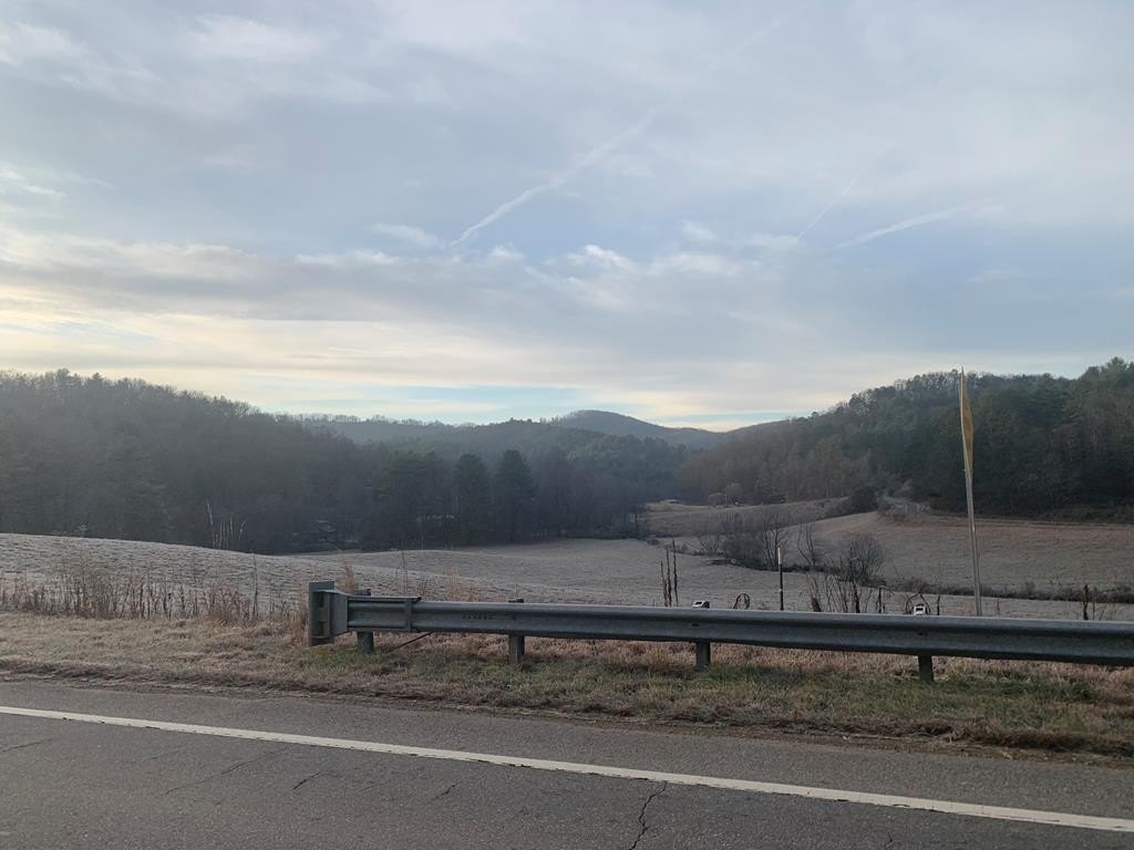 Unrestricted Land with Creek Frontage
