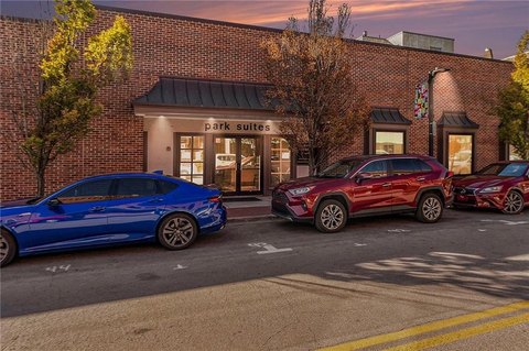 Versatile Office Space in Olathe