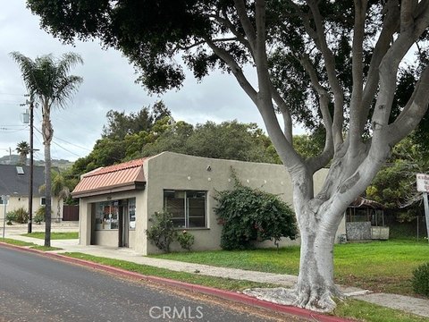 Downtown Retail Property with Three Lots