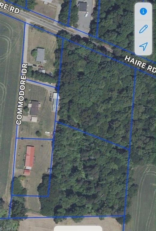Yadkinville Land: Versatile 4.5 Acres