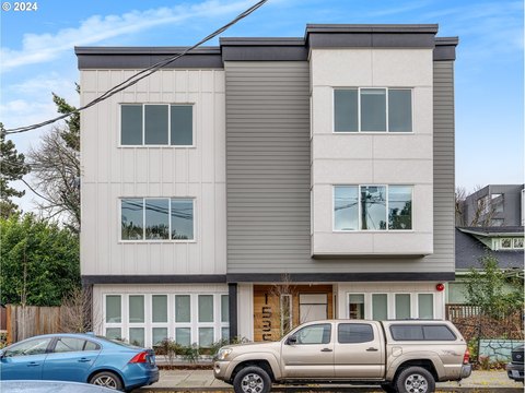 Modern 16-Unit Apartment Complex