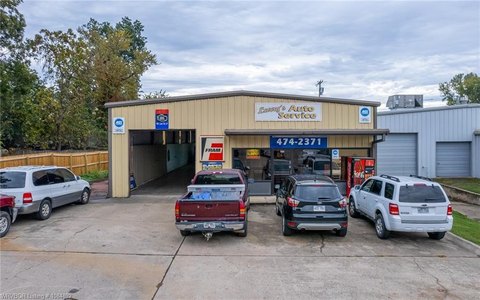 Van Buren Commercial Building For Sale