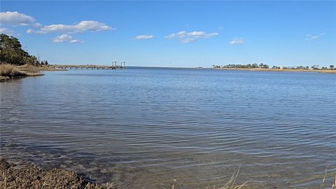 Waterfront Land on Stoakes Creek