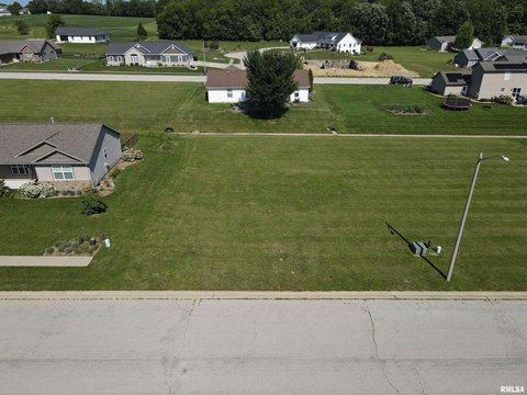 Residential Land in Eureka, Illinois