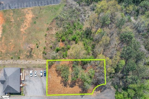 Commercial Land in Growing Area