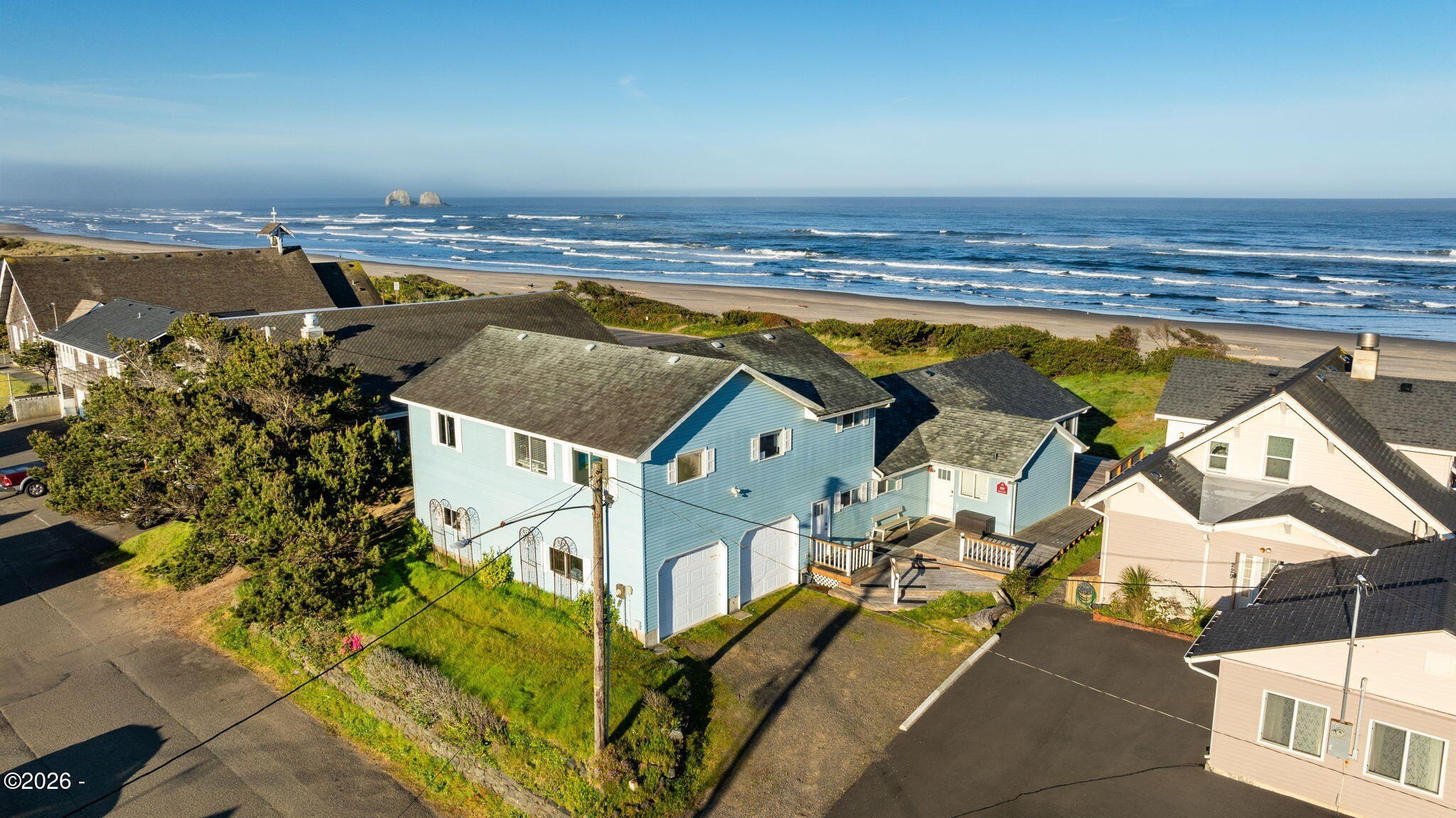 Oceanfront Multifamily Property in Rockaway Beach