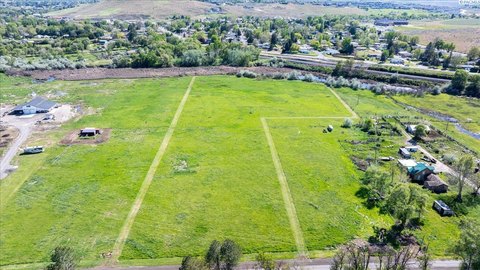 Tranquil 11.47-Acre West Richland Property