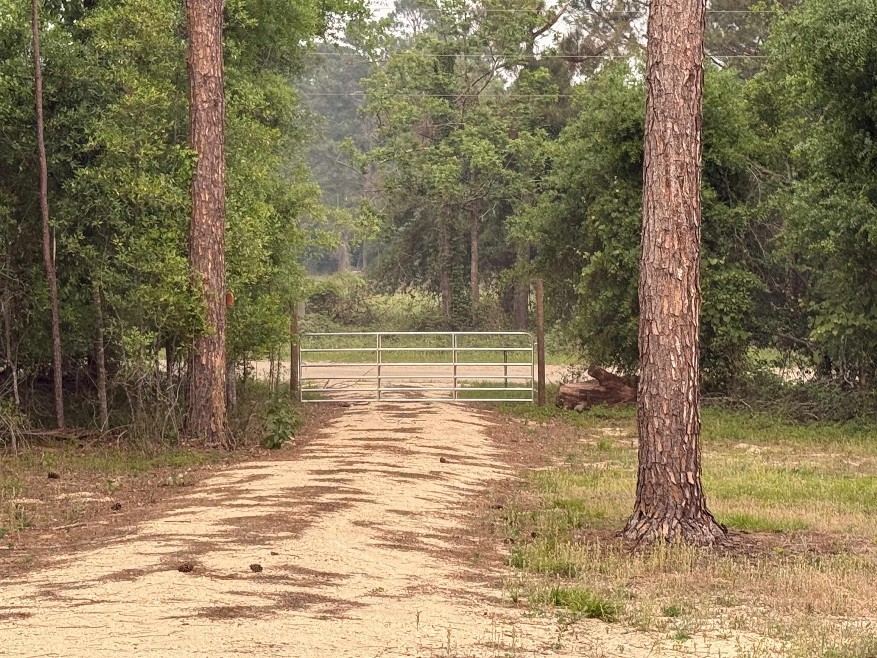 LAND - Lee, FL