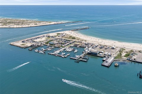 Marina with 30 Deepwater Slips